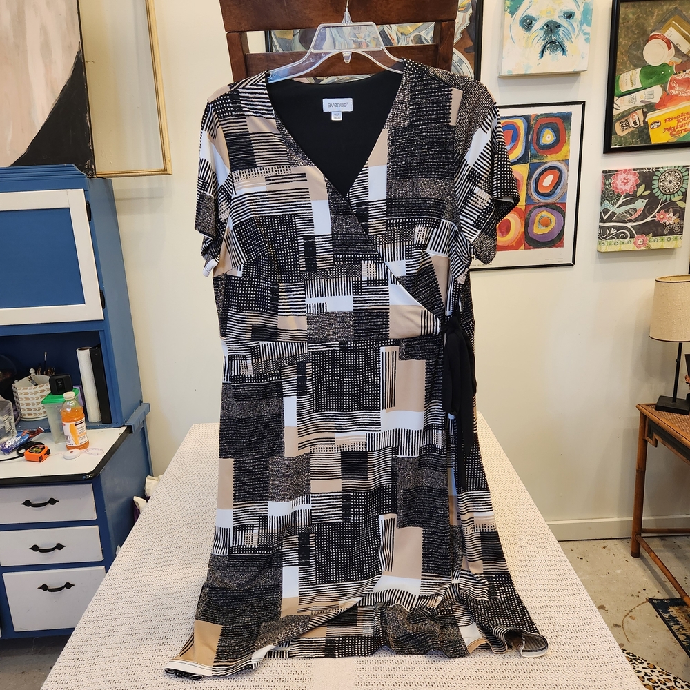 Avenue Black and Tan Geometric Midi Dress